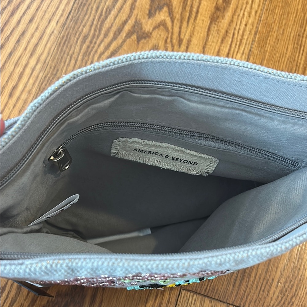 America & Beyond Beaded Jen Coffey Do Good Bag! - Picture 5 of 5